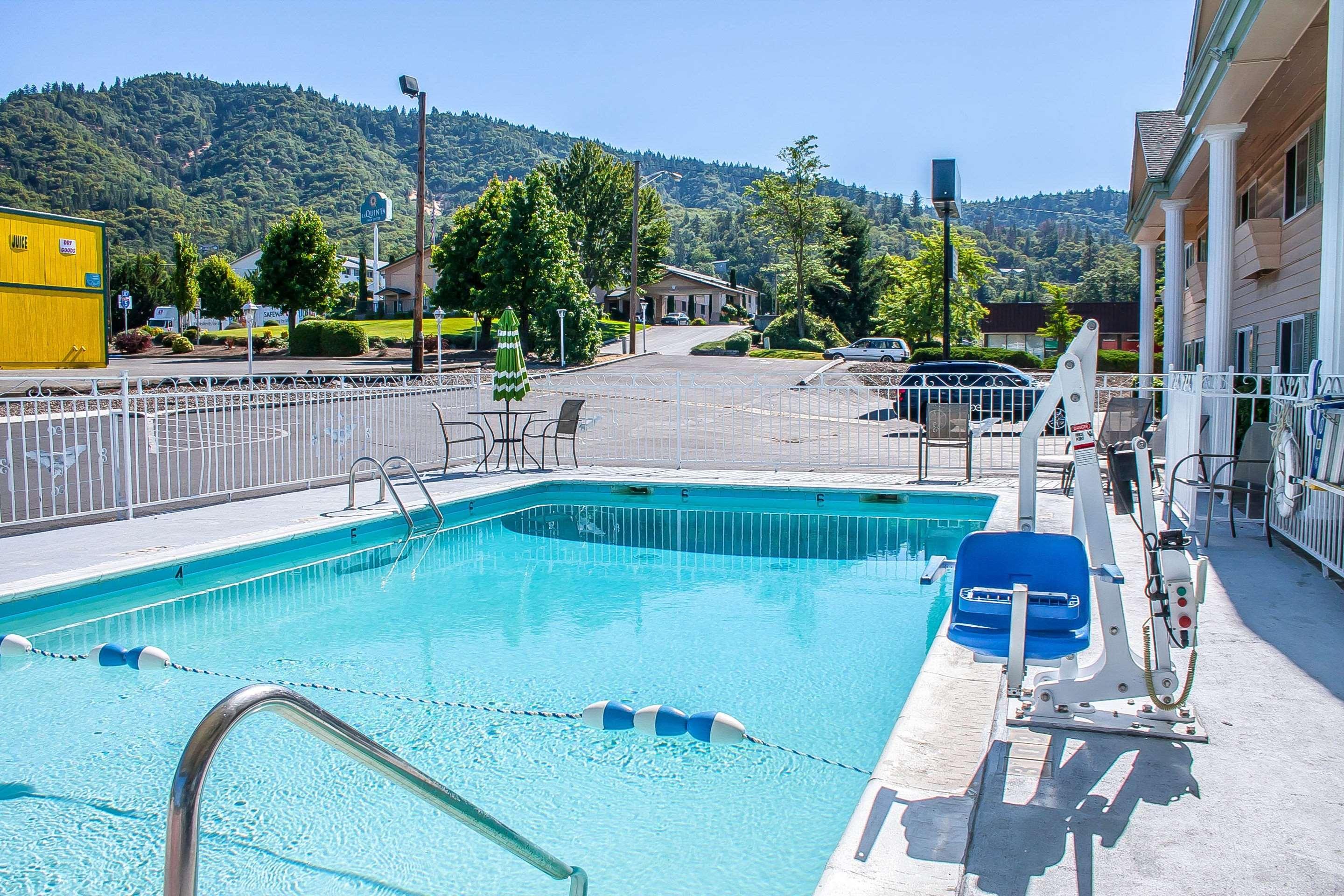 Quality Inn Grants Pass Eksteriør billede